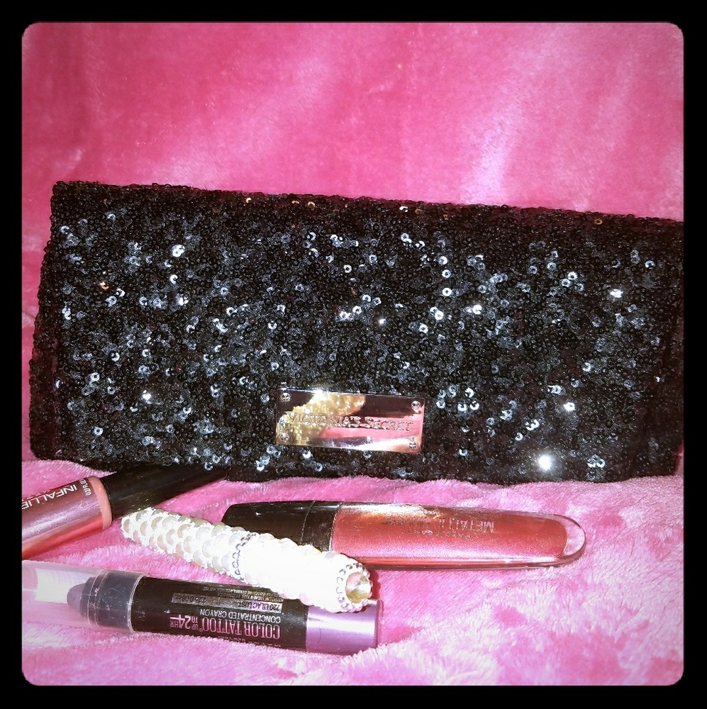 Victoria's Secret Clutch/Handbag 👜
